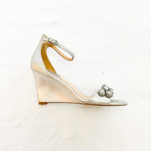 Badgley Mischka Silver Clear Crystal Leather Dress Sandal Wedge Style Size 7 - Picture 4 of 5